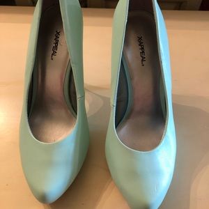 Mint High Heels Size 8 Worn Once